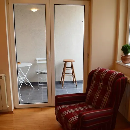 Apartment Apartman Mile