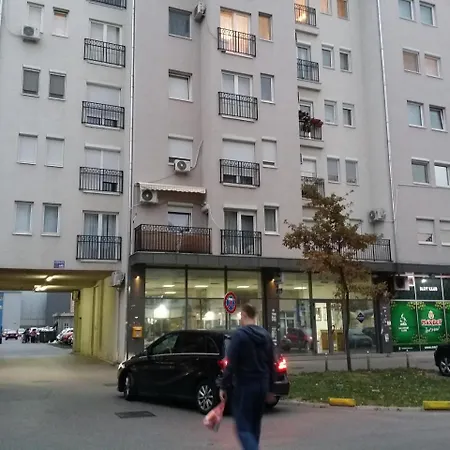 Apartman Mile *